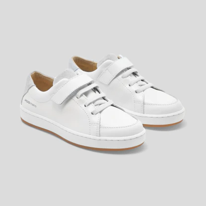 Tennis enfant en cuir lisse