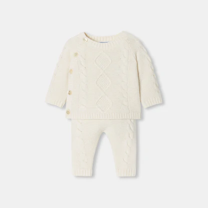 Ensemble bébé en tricot torsadé